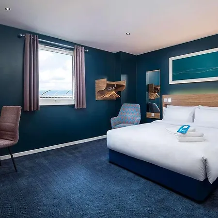 Travelodge Edinburgh Airport Ratho Station Hotel-3